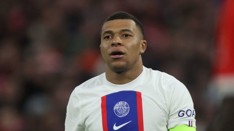 Gazzetta – Camavinga: “Se Mbappé viene al Real sarei felice”