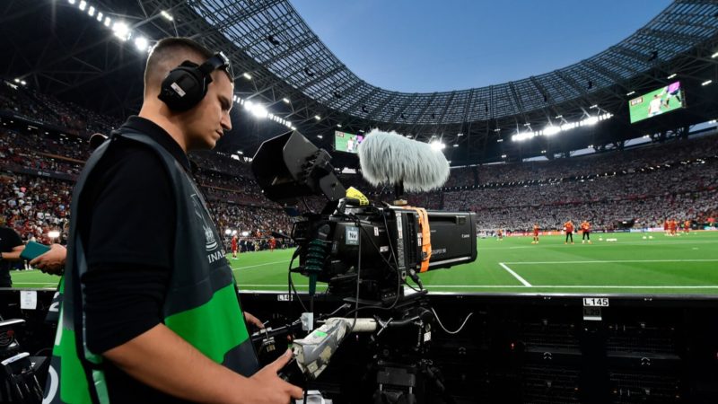 TS – Sky, Dazn e Mediaset in gioco