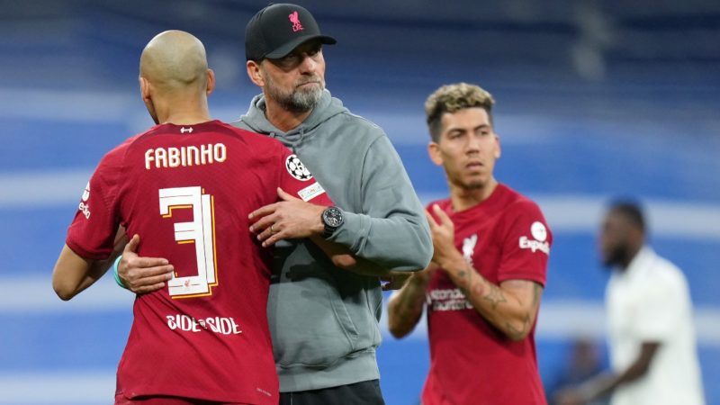 Giornalista affidabile nomina quattro giocatori che sostituiranno Fabinho al Liverpool