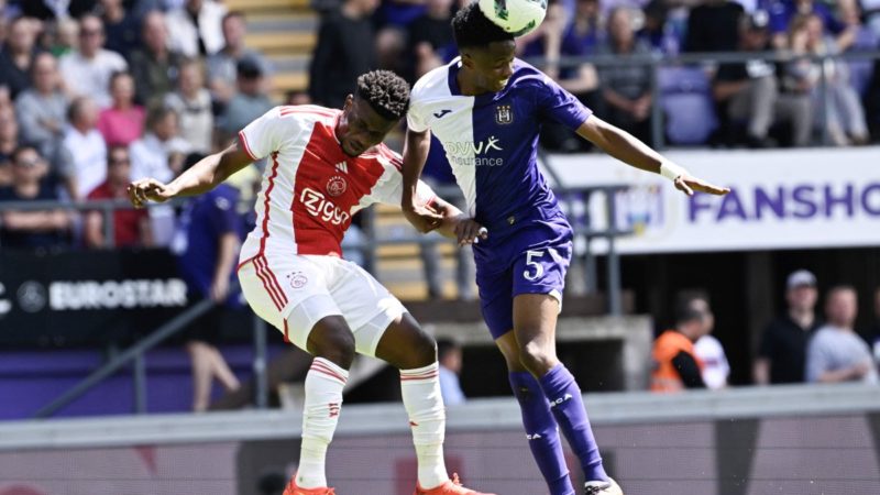 Il Man United mostra flessibilità tattica mentre considera la mossa per l’obiettivo di trasferimento di Arsenal e Chelsea