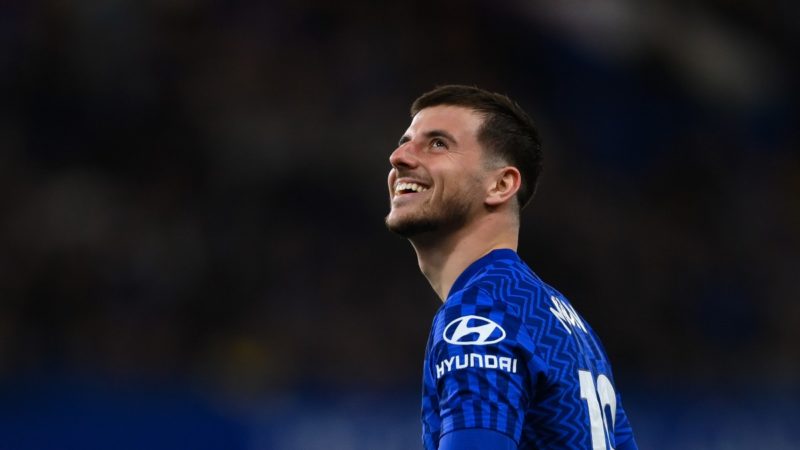 Todd Boehly saluta Mason Mount in 35 parole