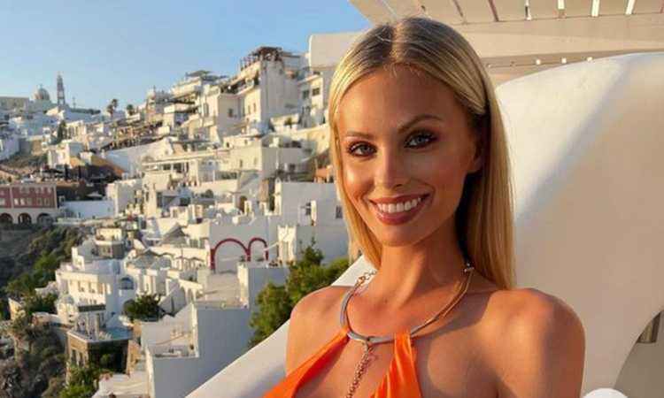 CM.com – Anet, mare e motori, la calda estate CHE FOTO! | Gossip