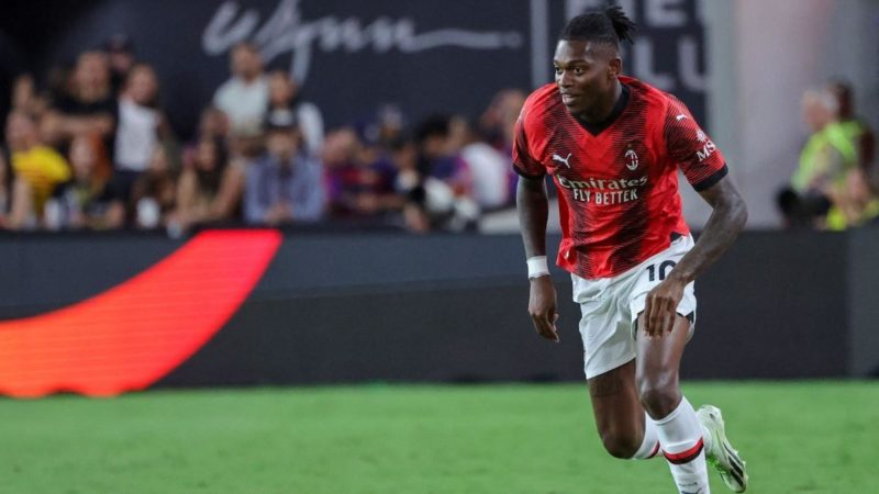 San Siro si rivolge al nuovo Milan;  Roma, in attesa di Lukaku