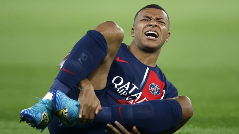 Corriere dello Sport – Mbappé esce per infortunio contro il Marsiglia, Psg in ansia