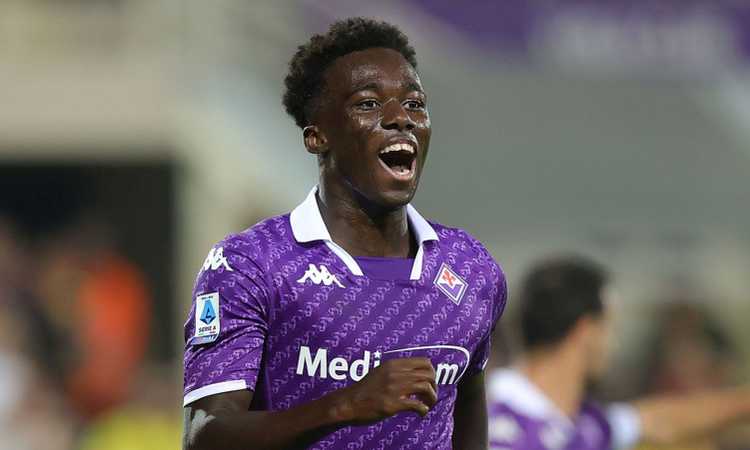 L’Arsenal lo studia, la Fiorentina vuole blindarlo: Kayode, il rimpianto della Juve vola sulla fascia | Primapagina