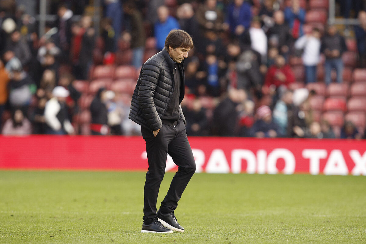 Serie A: il Napoli è ancora una volta nel caos: Rudi Garcia, a rischio; Conte, l’alternativa