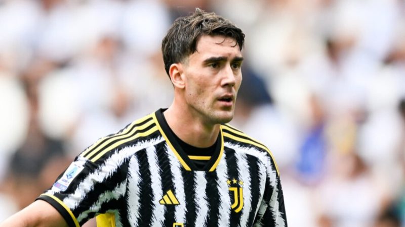 CdS – Juve, cedesi Vlahovic disperatamente: quanto pesa sul bilancio