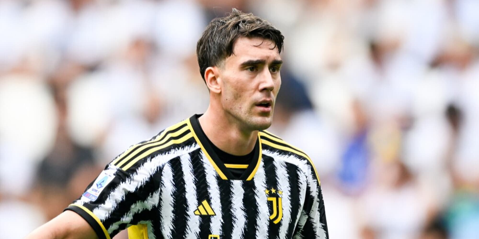 CdS – Juve, cedesi Vlahovic disperatamente: quanto pesa sul bilancio