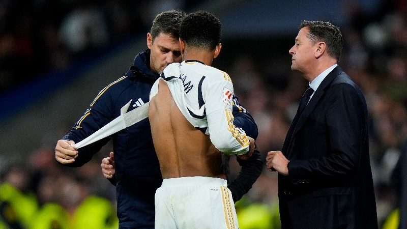 Jude Bellingham si infortuna alla spalla mentre il Real Madrid è bloccato in casa dal Rayo