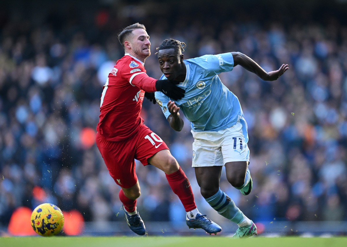Sabato Jeremy Doku ha stabilito un record incredibile contro Trent Alexander-Arnold