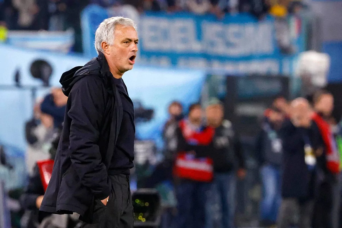 Serie A: Mourinho: “Ci sono giocatori a cui manca la mamma o la nonna che gli preparano i dolci”
