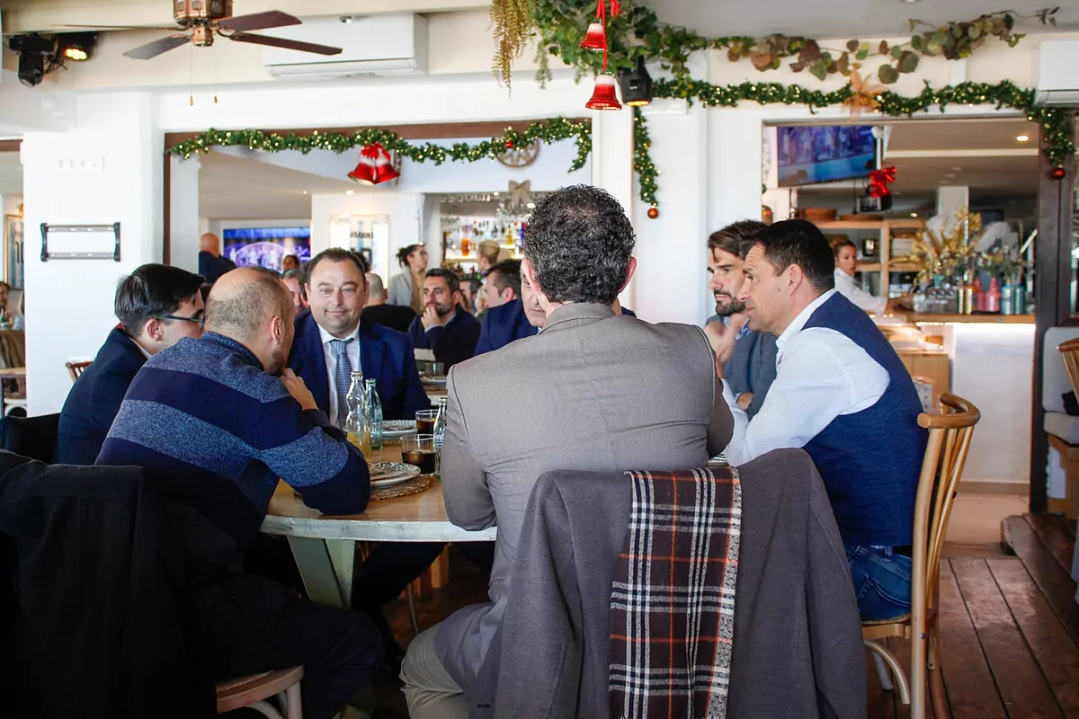 Cdiz CF: Cdiz CF festeggia il Natale con il Business Club