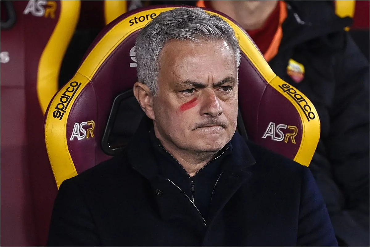 Serie A: l’ultima che costa una cartella a Mourinho: ‘dimentica’ l’italiano, chiede un traduttore e dice “non è lucido, come la stabilità emotiva”