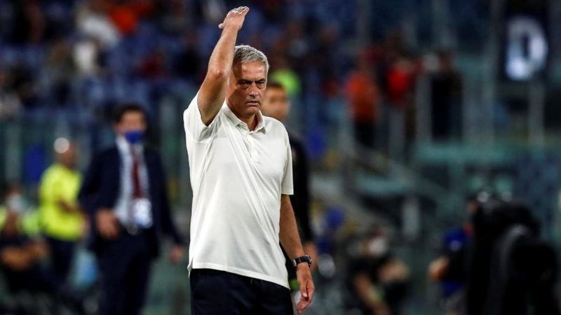 Silenzio nella Roma per la continuità di Mourinho