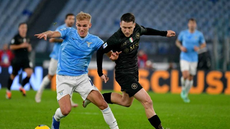 Lazio-Napoli 0-0 LIVE: colpo di testa di Vecino, para Gollini. Orsato infortunato, ma va avanti|Primapagina