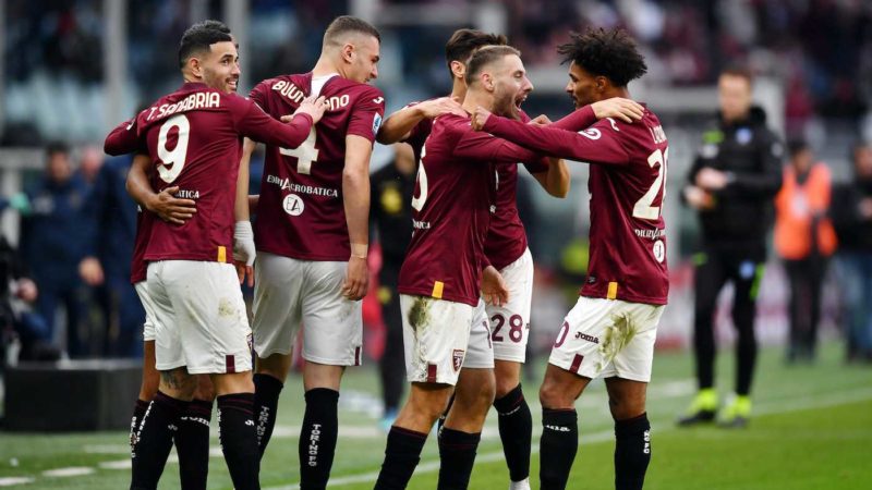 Torino show: tre gol a un Napoli in crisi nerissima, campioni d’Italia a picco|Primapagina