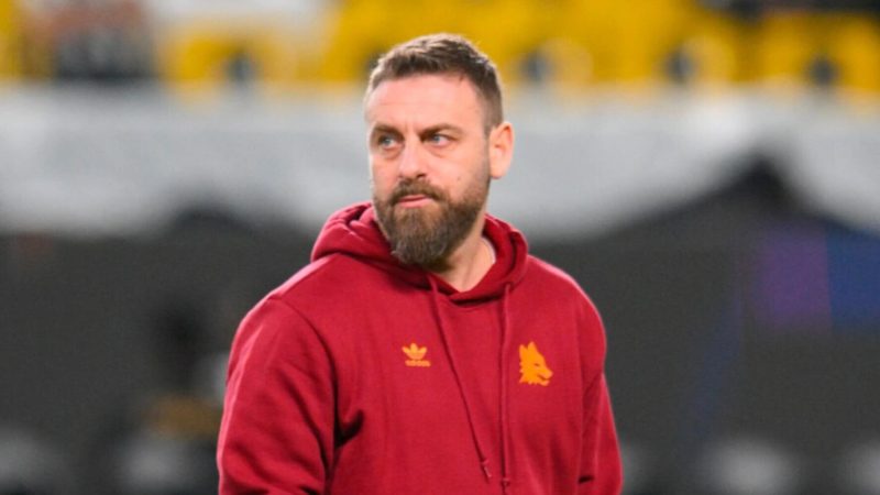 Tuttosport – La Roma vince il test in Arabia, De Rossi batte l’Al Shabab: Lukaku gol