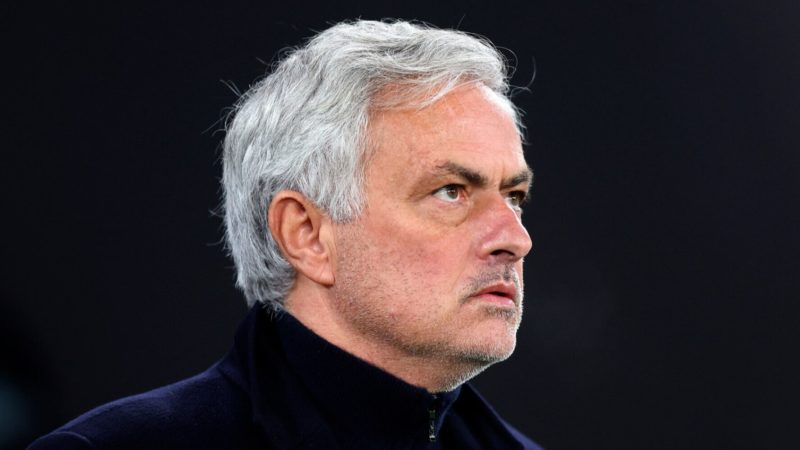 Tuttosport – Mourinho esonerato! Clamorosa scelta della Roma, “Serviva un cambiamento”
