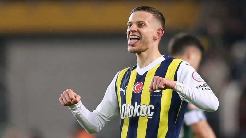 CdS – Il Napoli pensa già al dopo Osimhen: per l’attacco spunta Szymanski