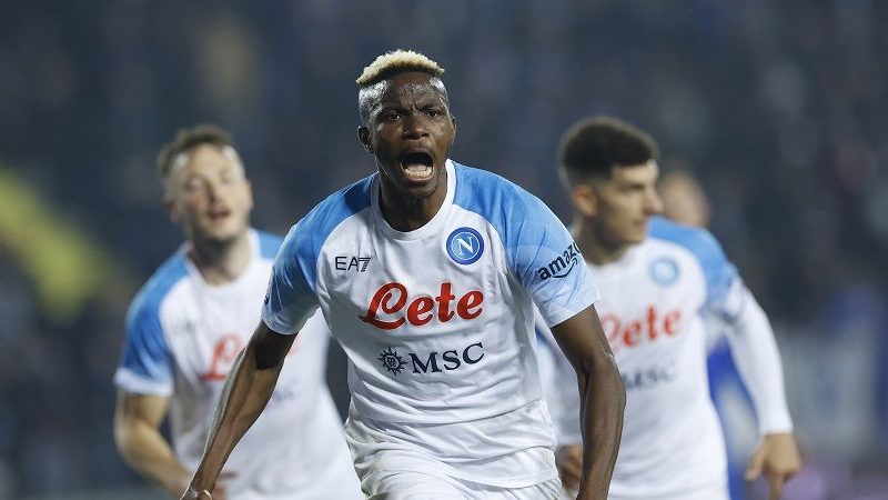 Il Manchester United era vicino a un accordo per Victor Osimhen, ma è stato rifiutato e ora potrebbe avere difficoltà a completare il trasferimento in estate