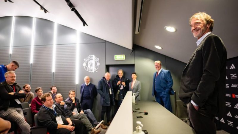 Il Manchester United in trattative con la stella del Benfica da 100 milioni di euro per diventare il primo acquisto di Sir Jim Ratcliffe: rapporto