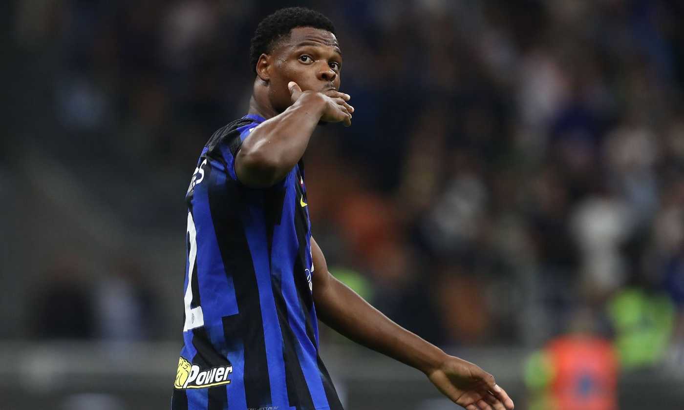 Dumfries si scusa per lo striscione contro Theo Hernandez: ‘Non è stato intelligente, immagine inappropriata’|Serie A