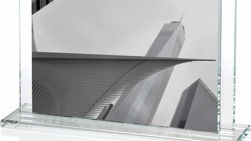 OMODOMO – Cornice di Cristallo per Foto 15×10 cm Realizzata a Mano in Italia. Portafoto da Tavolo Simple, Idea Regalo Unica per Anniversario Matrimonio, Laurea, Nozze d’oro e Occasioni Speciali. – idea regalo inter