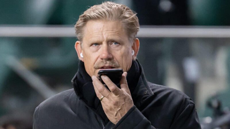 L’allenatore del Manchester United evitare il licenziamento sarebbe “molto sorprendente” – Schmeichel