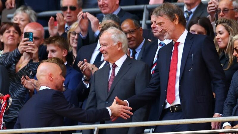 Manchester United: Sir Jim Ratcliffe reagisce dopo che Erik ten Hag e Red Devils hanno vinto la FA Cup
