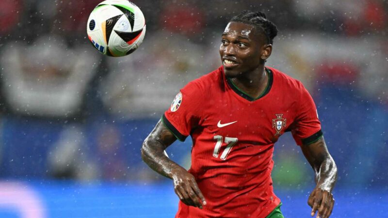 Euro 2024, flop Leao all’esordio: i bookmaker lanciano il derby con Calhanoglu per il riscatto, Portogallo e Turchia si giocano il primo posto