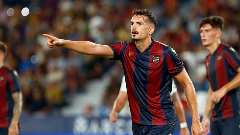 Las Palmas: Il Las Palmas raggiunge un accordo con il terzino Álex Muñoz