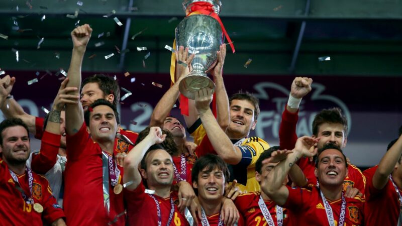 Quiz sulla formazione!  Puoi nominare la formazione della Spagna nella finale di Euro 2012 contro l’Italia?