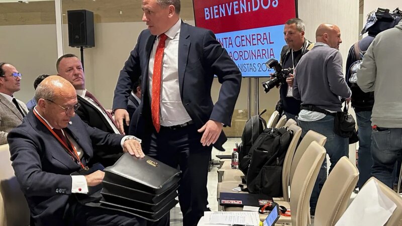 Siviglia FC: “Hanno aperto il cassetto e hanno trovato delle ragnatele?”