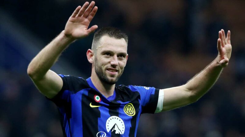 Calciomercato.com – De Vrij: “Mi vedo ancora all’Inter”. Le richieste dall’Arabia e quanto chiede Marotta per cederlo|Mercato