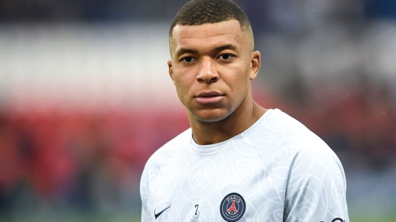 Kylian Mbappé ‘vive il suo sogno’ alla presentazione del Real Madrid