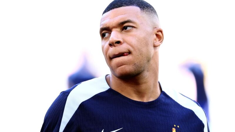 L’Equipe attacca duramente la Francia con Mbappé che ha segnato solo 3/10 per la sua prestazione contro la Spagna