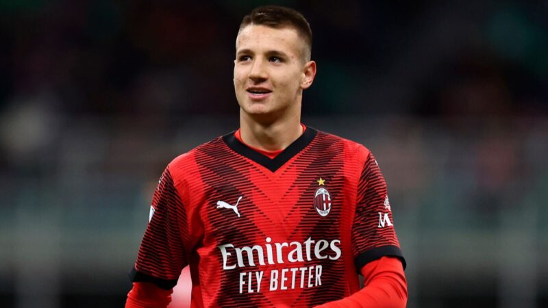 TS – Camarda e non solo, Milan controcorrente: giovani blindati