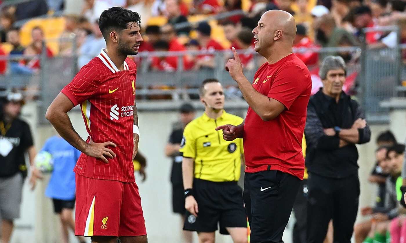 Il Liverpool ha fatto 0 acquisti: ecco perché Slot non compra giocatori sul mercato (per ora)|Primapagina