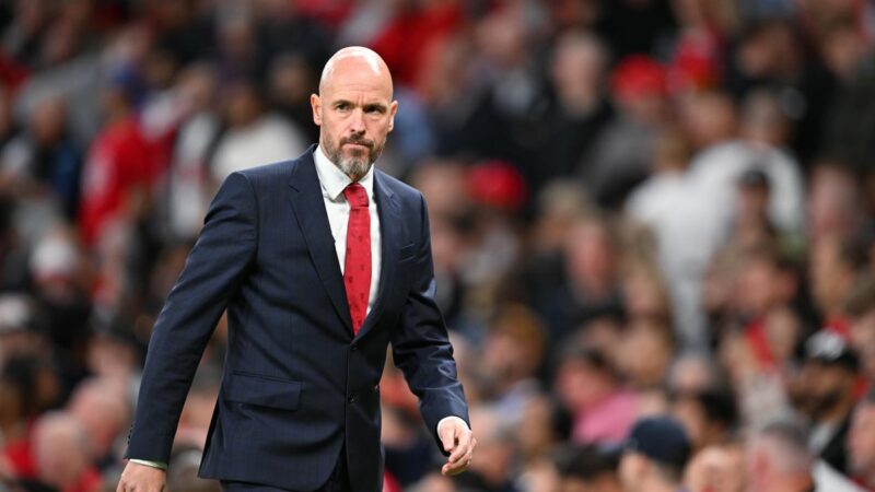 “Sir Jim Ratcliffe non esiterà a fare un cambiamento. Non ci sarà alcun nascondiglio al Manchester United per Erik ten Hag: il club si aspetta risultati migliori molto rapidamente”: la leggenda lancia un avvertimento al boss dei Red Devils