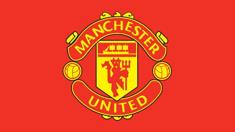 Rio Ferdinand pensa che Leny Yoro sia il miglior difensore centrale del mondo per la sua età