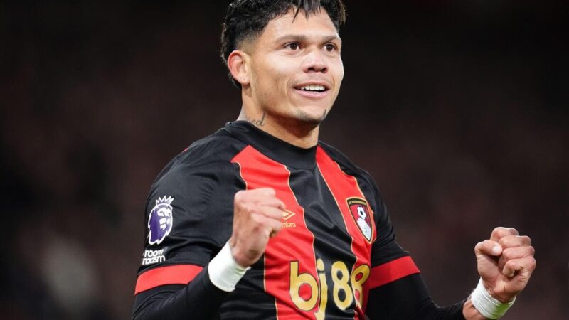 Evanilson fuori segno mentre l’attesa dei Saints continua