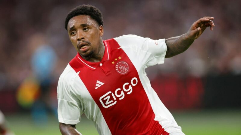 Koeman colpisce Bergwijn e esclude l’ala dall’Olanda