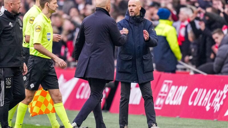 Il boss del Liverpool Slot sostiene Ten Hag per riprendersi dal licenziamento del Manchester United