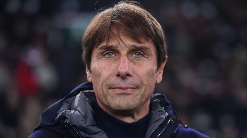 Napoli, Conte: “Mancano 4 passi, lo Scudetto sarebbe un prodigio. Inter-Roma? Non l’ho vista” | Serie A