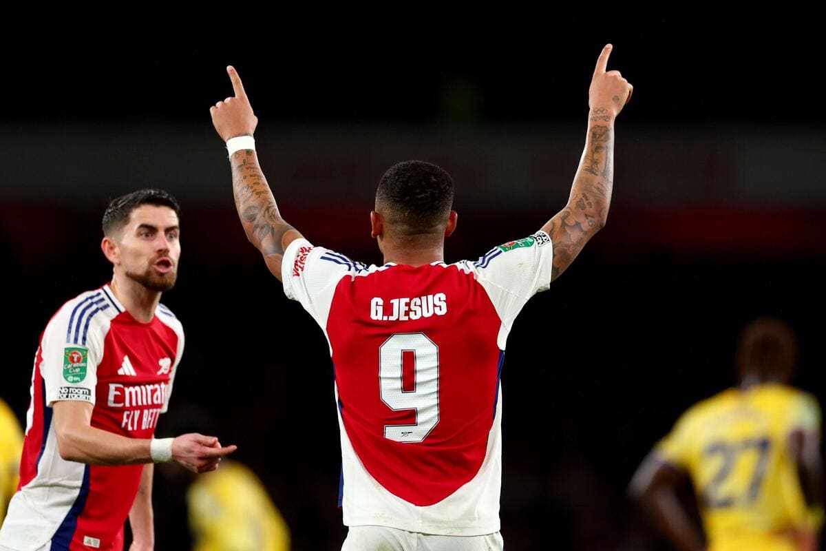 Formazioni confermate: Gabriel Jesus mantiene il posto in attacco