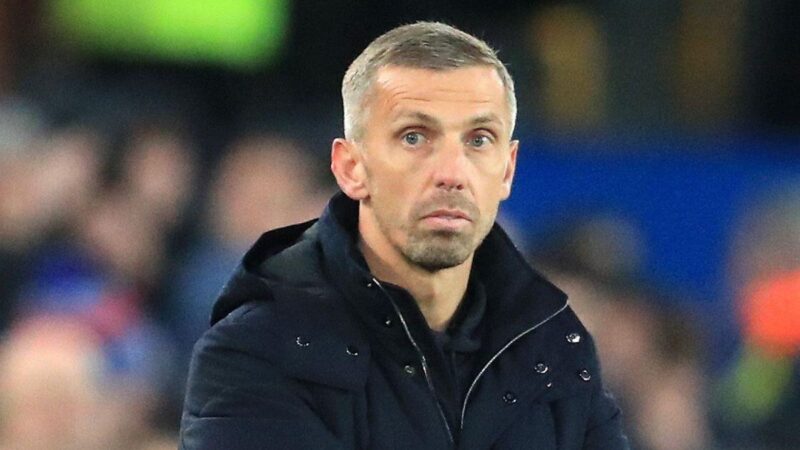 Il proprietario dei Wolves Jeff Shi sostiene pubblicamente il capo assediato, afferma che il club è “unito” nel sostenerlo