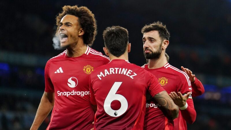 I Red Devils raccolgono tre punti importanti a West London