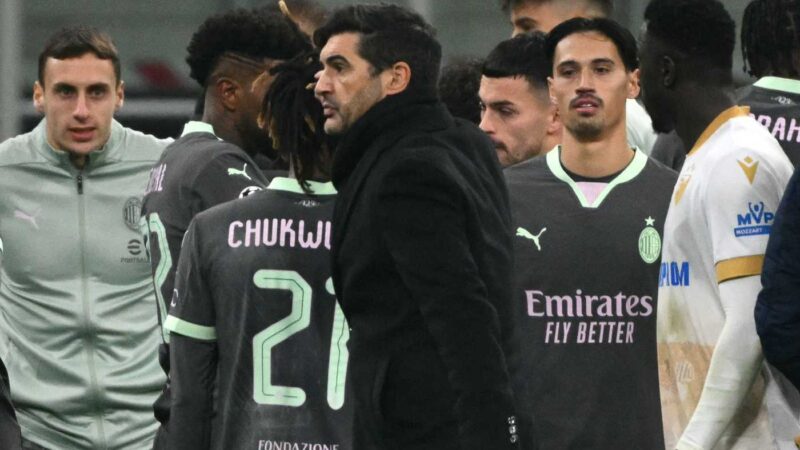 Milan, nessun confronto tra Fonseca e la squadra. Possibili esclusioni eccellenti contro il Genoa|Primapagina
