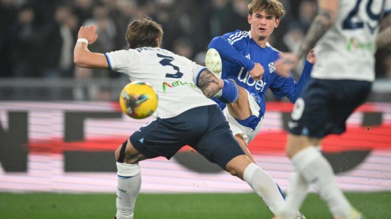 Contrasto molto forte su Nico Paz, che ha dovuto lasciare il campo senza puntare i piedi