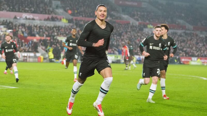 Il boss del Liverpool Slot lancia una “sfida” all’attaccante per eclissare il “grande gruppo” di giocatori